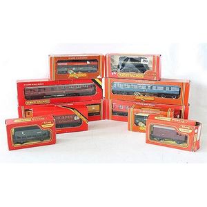 Ten various Hornby and Tri-Ang models, including freight,…