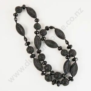 Victorian French jet single strand carved beaded necklace, 76&hellip;