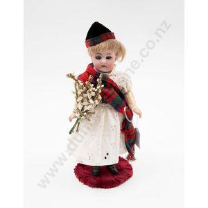 Simon & Halbig bisque doll, blue sleeping eyes, pierced ears…