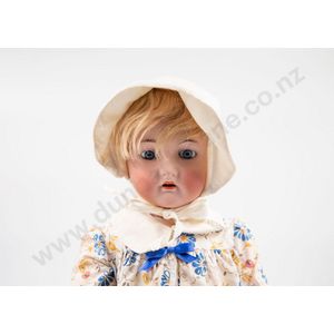 Simon & Halbig bisque doll, blue sleeping eyes original short…