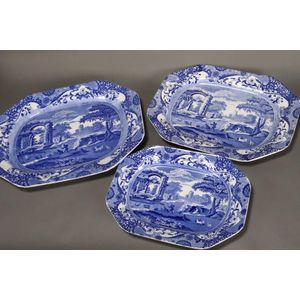 Three graduated Spode blue and white meat platters of facetted&hellip;