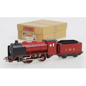 Pre-war Marklin HO gauge R700 0-4-0 locomotive and tender,…