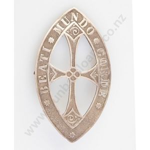 NZ silver St Margaret's College Christchurch badge Beati Mundo…
