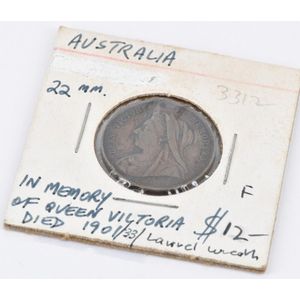 Australia: a commemorative token, in memory of Queen Victoria…