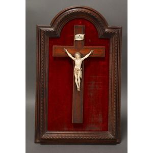 19th century Italian ivory crucifix, height 17 cm, mounted on a…