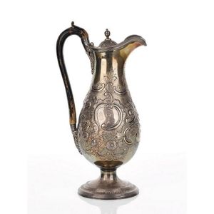 Silver ecclesiastical wine flagon, London, 1907 embossed with…