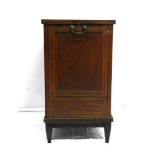 A Victorian mahogany coal scuttle with satinwood inlay, 65 x 36…