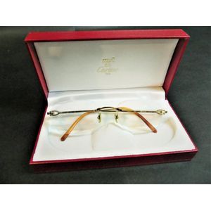 Must de Cartier spectacles complete with frames, lenses, case,…
