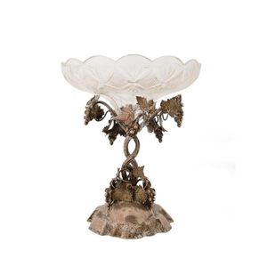 Victorian sterling silver centrepiece with grape motif & cut…