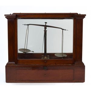 Old Science Scale Vintage scientific and laboratory scales - price guide and values