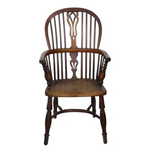 A George III Windsor elm armchair, with shaped splat and seat.&hellip;