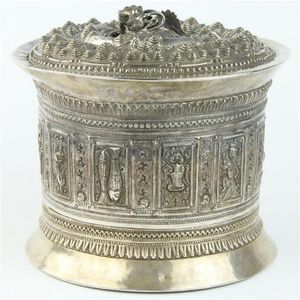 Thai silver lidded betel Quid box comprising a base & cover.…