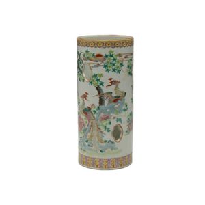 A Chinese porcelain famille rose hat stand decorated with…