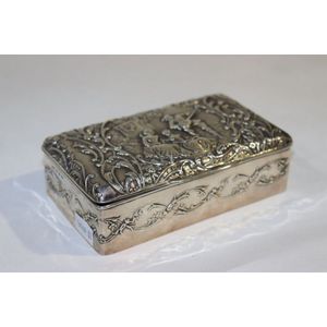 Serenading Musicians: Sterling Silver Trinket Box with Garden Decor ...