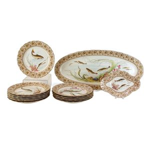 Royal Worcester (England) bowls and dishes - price guide and values