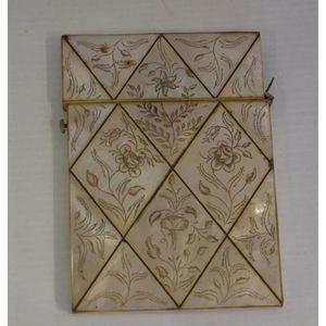 Antique mother of pearl card case as inspected, 10.5 cm high…