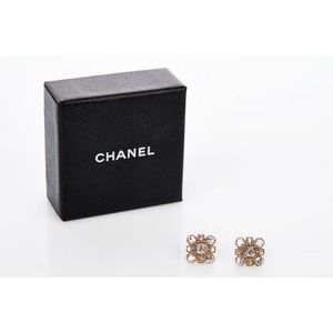 Rhinestone earrings - price guide and values