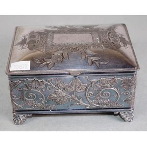 American silver plate lidded trinket box with engraved floral…