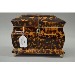 Superb antique tortoise shell and ivory tea caddy, fitted with…