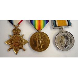 Set of three New Zealand World War I named war medals All named&hellip;