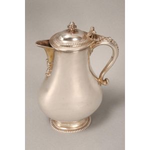 Sterling silver « à la du Belloy » Coffee pot, Paris XIXe siècle -  Ref.108099