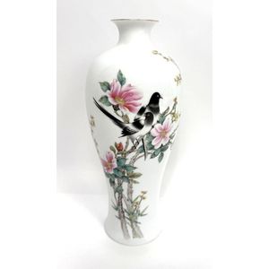 A Chinese famille rose fine porcelain Meiping vase, Republic&hellip;
