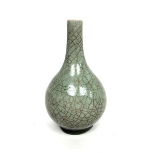 Chinese ceramics, celadon, vases - price guide and values