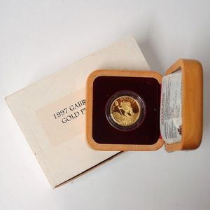 New Zealand 2000 'Claymore' gold coin, 3.88gm. 999 pure gold,…