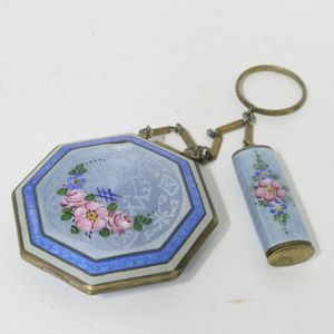 Vintage enamelled compacts - price guide and values