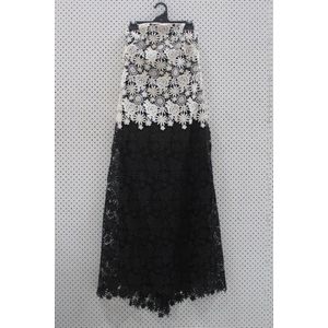 Ivory and Pearl Lace Dress by Carla Zampatti (Size 12) - Clothing ...