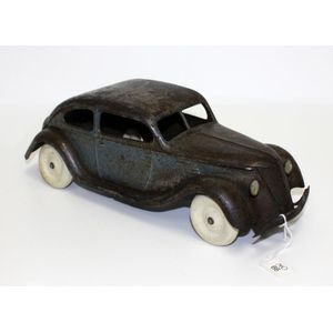1937 Lincoln Zephyr Coupe, by Kingsbury Toys, USA in remnant…