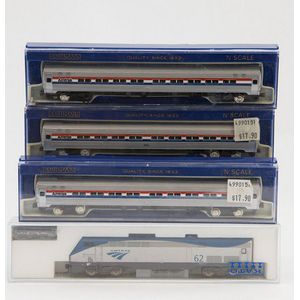 Kato 176-6004, 106-3505 GE P42 'Genesis' Amtrak 62 with three…