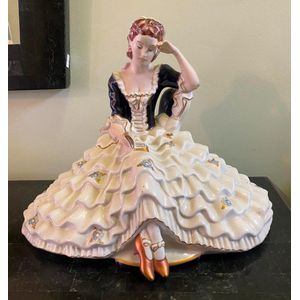  DUX BOHEMIA ロイヤル人形2個セット Vintage Royal Dux Porcelain Elephant Figurines: Handpicked