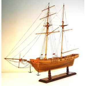 Vintage collectable full models of ships and boats - price guide and ...