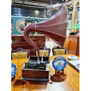 Edison home phonograph, antique cylinder player, American model…