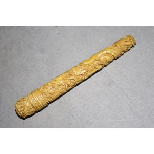 Antique Chinese carved needle case with dragon decoration,…