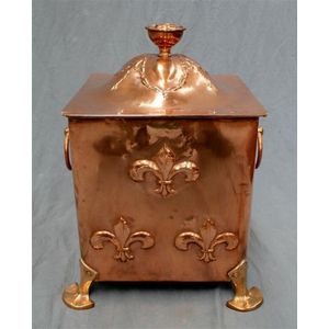 An Arts & Crafts copper coal box. Height 47 x 36 x 36 cm