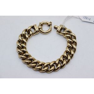 Antique or later gold curb link bracelet - price guide and values