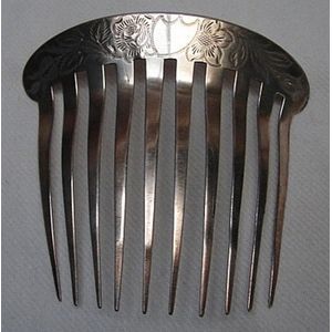 Vintage hair brushes and combs - price guide and values