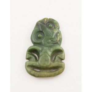 Pre-European and later Maori tiki made from greenstone / pounamu ...