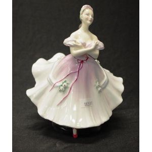 Royal Doulton Ballerina Figurine HN246 - 18.5 cm - Royal Doulton - Ceramics