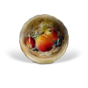  WORCESTER☆フルーツ☆手描き☆22金 Early 20th century Royal Worcester dish decorated by Thomas