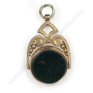 A Victorian 9ct yellow gold fob spinner, with circular&hellip;
