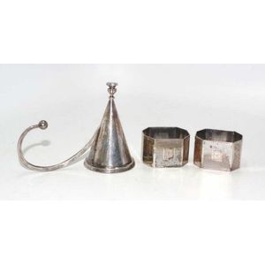 Antique top Sterling Silver Heavy Napkin Ring, 1903 London