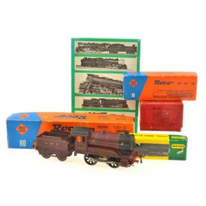 Boxed Hornby 501 loco and unboxed tender, and boxed Roco 230-G…