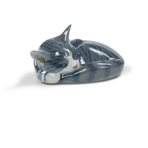 Royal Copenhagen sleeping cat figure. Diameter 12 cm (approx).&hellip;