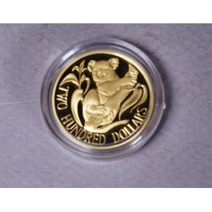 Royal Australian Mint proof $200 gold coin, dated 1985, in…