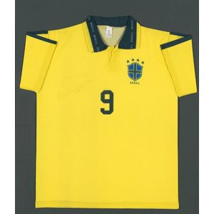 Ronaldo, signature on replica Brazil shirt (signature slightly…