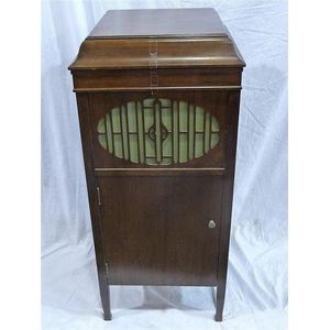 'The Brunswick' Upright Gramophone 'The Brunswick' Upright…