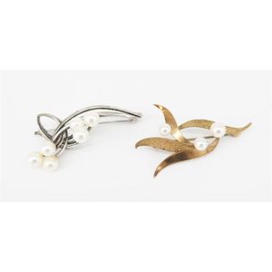 Brooches by Mikimoto (Japan) - price guide and values